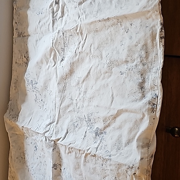 Vera Wang Bedding Four King Size Vera Wang Pillow Cases Poshmark